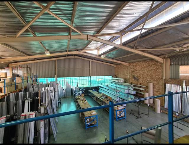 450M² WAREHOUSE TO LET IN ALLANDALE